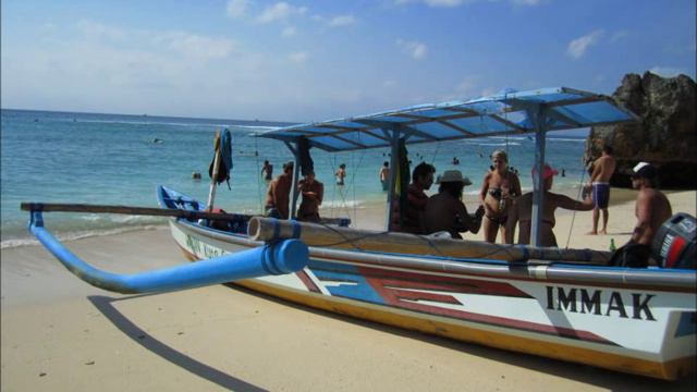 Bali trip Sept 2012 Galungan dan Kuningan festivals, watching dolphin videos смотреть онлайн