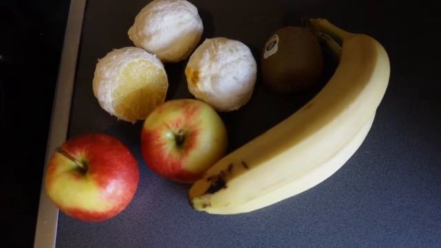 ЗАКУПКА ПРОДУКТОВ В ГЕРМАНИИ.РУССКИЙ МАГАЗИН. МОРКОВНЫЙ СУП И ФРУКТОВЫЙ СМУЗИ. смотреть онлайн