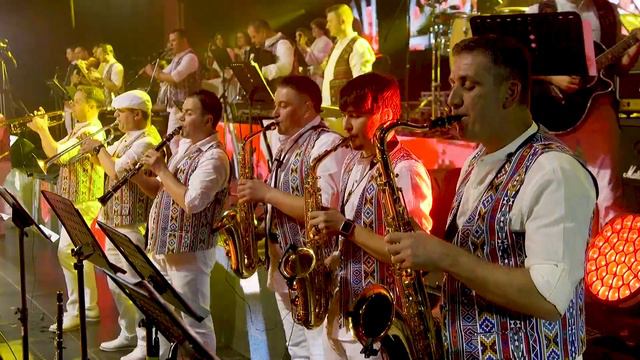 Gipsy Sahara - Tharmis & Simrat Orchestra (Cover from Kocani Orchestra) смотреть онлайн