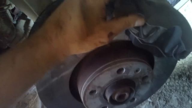 Как отсоединить внутренний шруз от АКПП на Ауди А6 С6 ( Замена цепи ГРМ ) смотреть онлайн