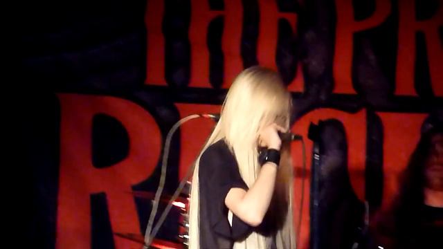 The Pretty Reckless (Taylor Momsen) - "Seven Nation Army" Live - Seattle, WA - 03-17-12 смотреть онлайн