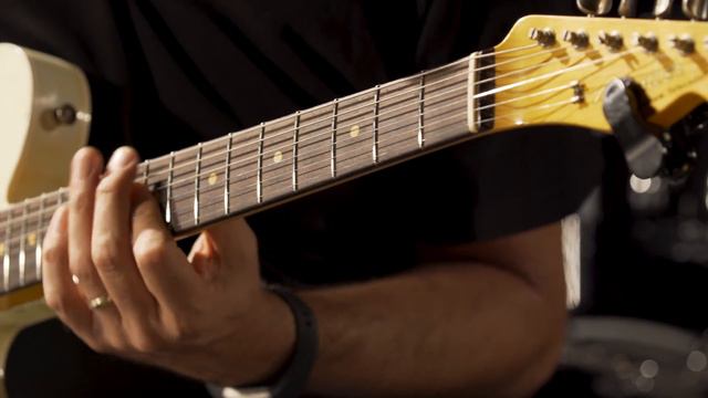 Fender Custom Shop Masterbuilt Paul Waller 1962 Telecaster Custom Relic • SN: R93990 смотреть онлайн