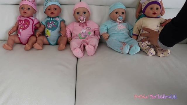 Silver Cross Dolls Pram Unboxing Set Up little girl Baby Sitter Pretend play with Baby Dolls смотреть онлайн