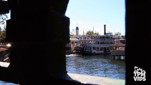 Top 10 Hidden Secrets of Walt Disney World Rides - Magic Kingdom смотреть онлайн