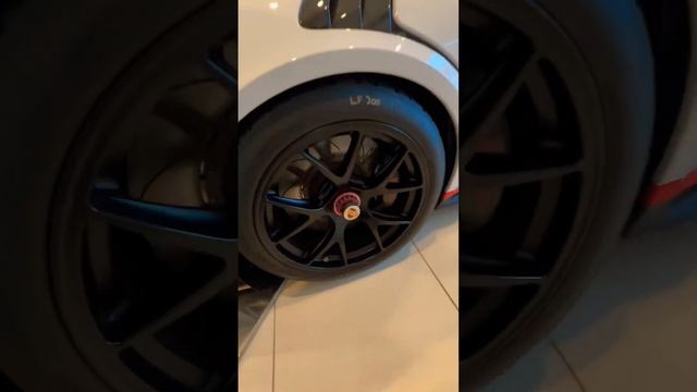 Max Verstappen Porsche 911 GT2 RS Clubsport For Sale смотреть онлайн