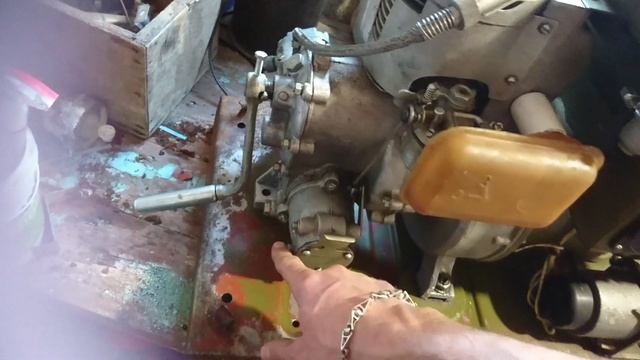 Бензиновый генератор АБ-1 0/230. Несколько вопросов по карбу и регулятору оборотов. смотреть онлайн