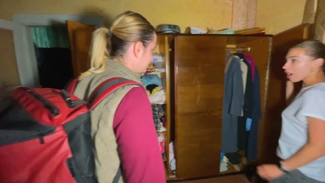 МЁРТВАЯ ДЕРЕВНЯ НА ГРАНИЦЕ. НОЧУЮ В ЗАБРОШЕННОМ ДОМЕ смотреть онлайн