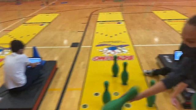 Full Lane Bowling with iPad Scoring (Gd. 5 demo) смотреть онлайн
