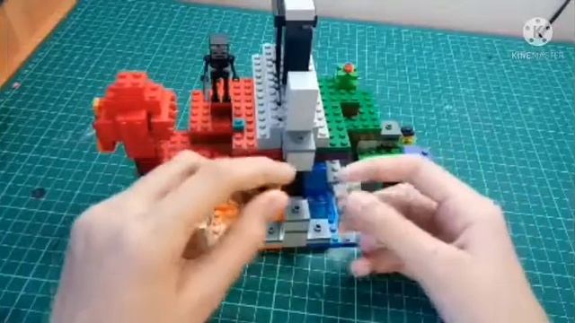 Обзор лего MINECRAFT 21172 Разрушенный портал. смотреть онлайн