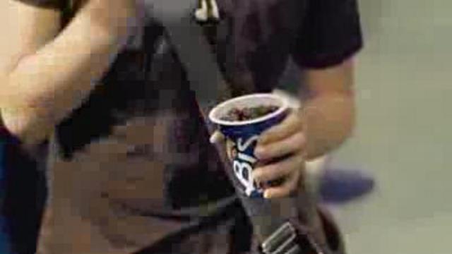 Обалденная реклама конфет! ПОТРЯСАЮЩЕ!!! смотреть онлайн