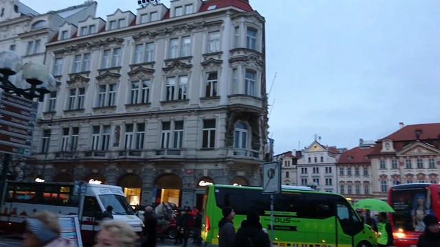 Костёл. Елка. Вечерняя Прага. смотреть онлайн