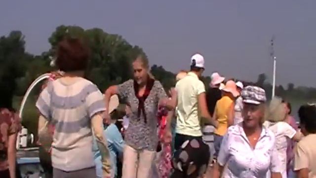 Прогулка на теплоходе по реке Белой. смотреть онлайн