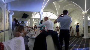 Поздравляю брата на свадьбе!!!!!