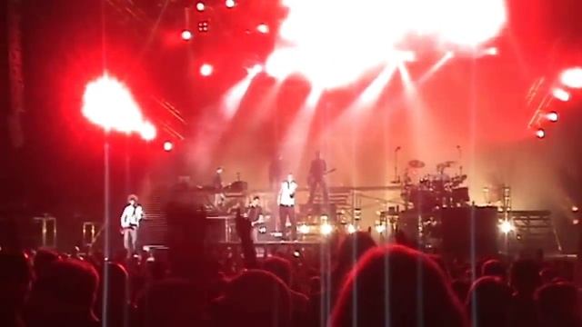 Linkin Park - Crawling (Live With Chris Cornell)