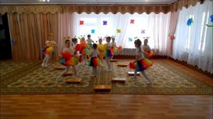 Танец Смайлики