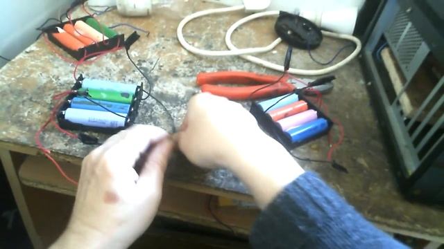 Самозапит!!!Самозаряжающиеся Аккумуляторы заряжаются не тратя тока смотреть онлайн