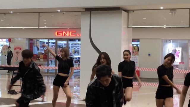 160330 Hyomin "Sketch" Busking at Coex2 Road Trip смотреть онлайн