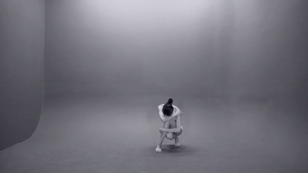 KATRINE  - WAR-  MAX RICHTER - Three Worlds Music From Woolf Works Mrs Dalloway - War Anthem