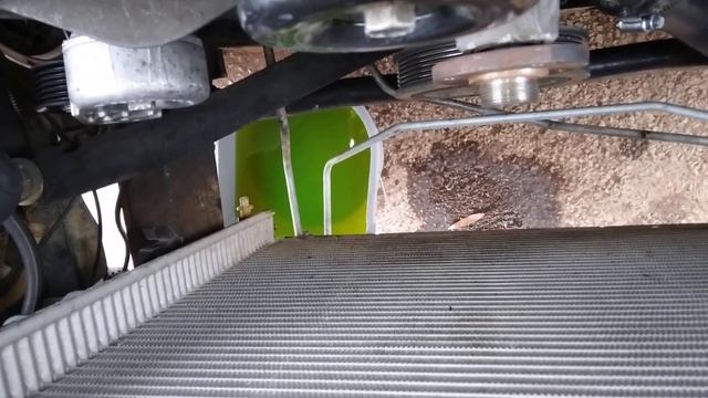 1999 Ford Explorer coolant leak update and help finding some parts смотреть онлайн