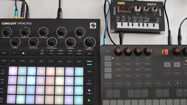 Techno 0045 / Original / CircuitTracks, UNO Synth, NTS-1 смотреть онлайн