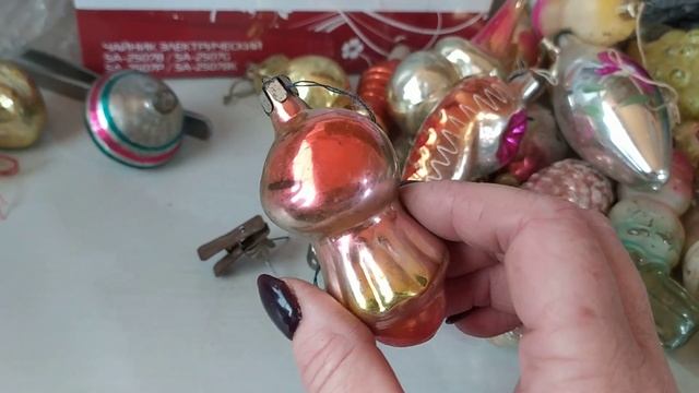 ч.1 ЁЛОЧНЫЕ ИГРУШКИ СССР. РАСПАКОВКА КОРОБОК смотреть онлайн