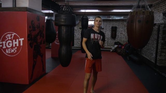 Нога-топор/Axe kick/Рубящий удар ногой/Экс кик/Нерио Чаги смотреть онлайн