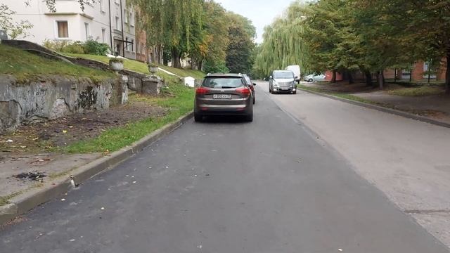 Ремонт половины улицы Товарной и переулка Судостроительного в Калининграде смотреть онлайн