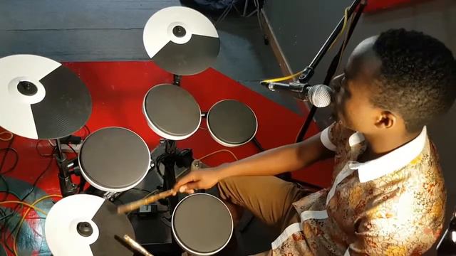 Roland TD-4KP Electronic drums in Uganda смотреть онлайн