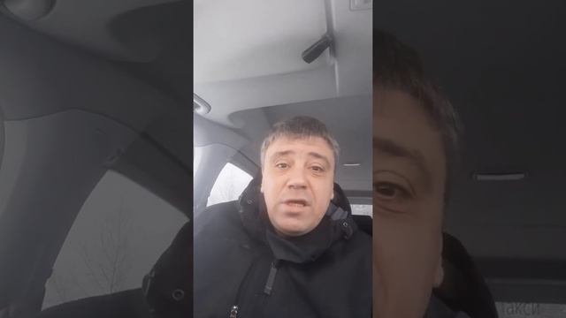 Дым из-под капота! На СТО говорят что всё ОК! Как так?! #Shorts смотреть онлайн