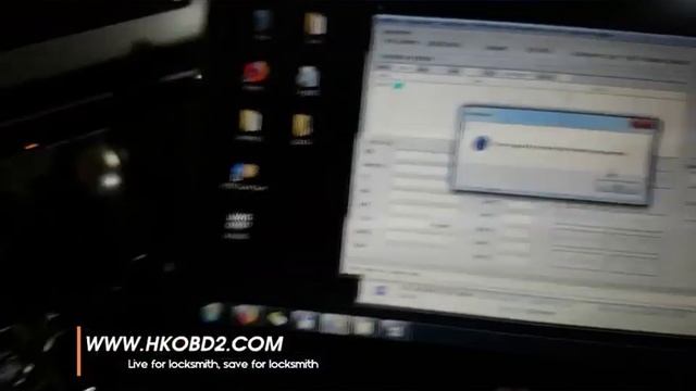 VVDI2 VW Passat Programowanie pilota keyless OBD Helper MQB JC -www.hkobd2.com смотреть онлайн