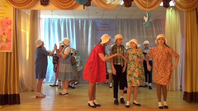 7 класс - инсценировка патриотической песни