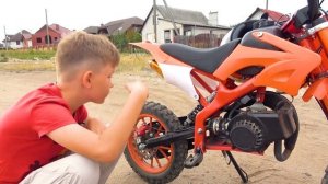 Арсений УГНАЛ  и СЛОМАЛ Сашин ПитБайк. Брос Шоу