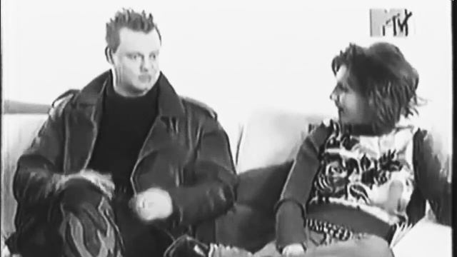 ГОРШКА ГЛАДИТ МАША, ГОРШОК МУРЛЫЧЕТ, КНЯЗЬ НЕДОВОЛЕН смотреть онлайн