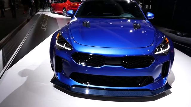 New 2018 Kia Stinger GT - Bright Blue Paint & Massive Custom Wheels - 2017 LA Auto Show смотреть онлайн