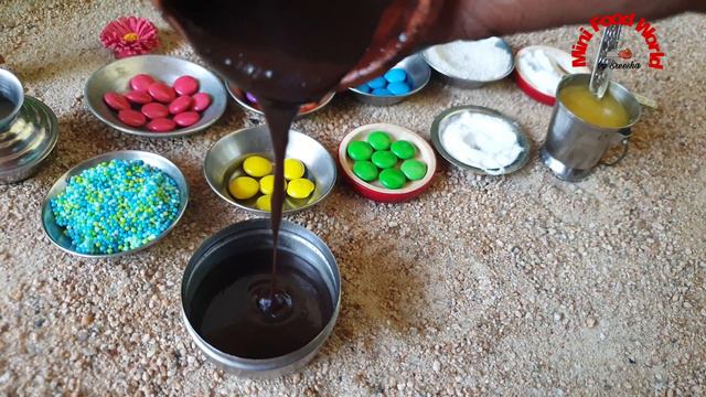 Miniature cake Recipe / Dark Fantasy Chocolate cake Recipe / Dairy milk Chocolate Recipe смотреть онлайн