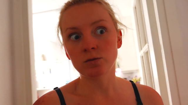 VLOG: К СОСЕДКЕ ЗАЛЕЗЛИ В ДОМ! 19.05.22 смотреть онлайн