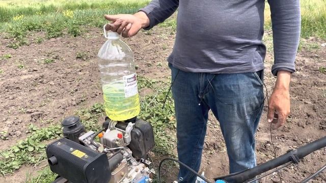 Окучиваем картошку мотоблоком КЕНТАВР МБ 2060Д смотреть онлайн