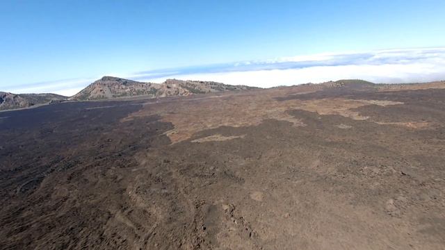 Volcanic Remains - Teide, Tenerife - FPV mid range - iFlight Nazgul5 v2 смотреть онлайн