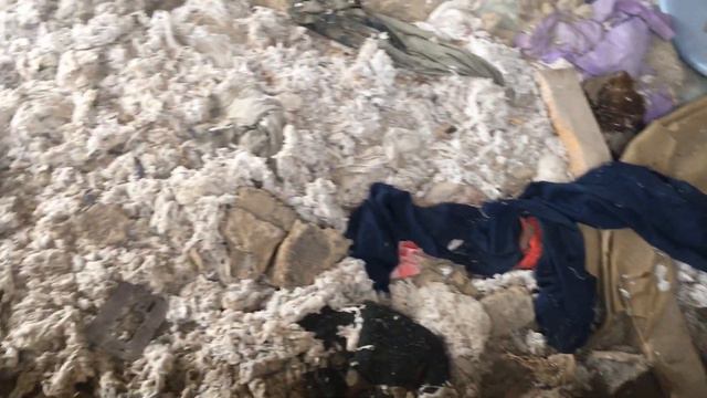 Заброшенные дома посередине поля,что от них осталось смотреть онлайн