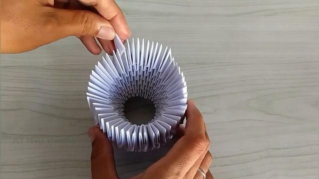 3D Origami vase - tutorial | DIY paper craft vase | How to make vase using paper смотреть онлайн