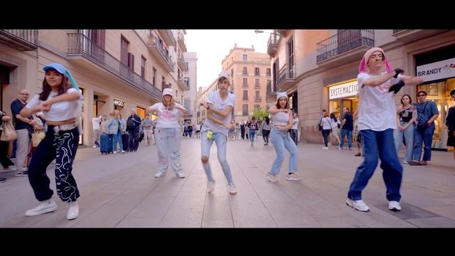 [K-POP IN PUBLIC BARCELONA] NewJeans (뉴진스) - OMG | Dance Cover by Stellar Rebellion смотреть онлайн