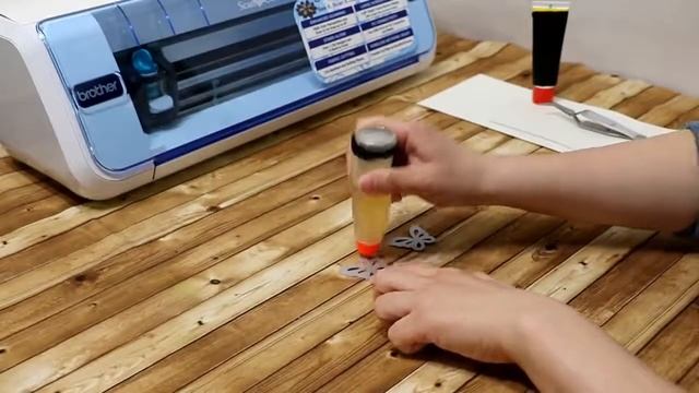 Проекты на плоттере ScanNCut. Объемная открытка-шкатулка к Дню Матери смотреть онлайн