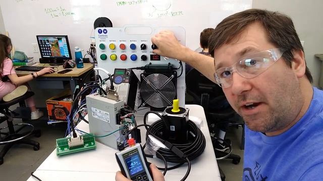 Introduction to Servo Motors and Motion Controllers смотреть онлайн