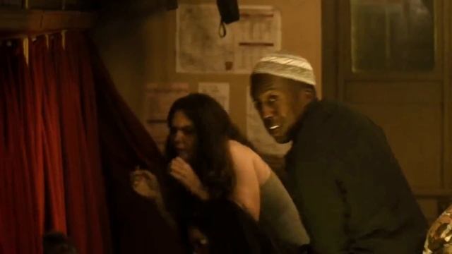 Seal Team "Sucide Bomber on the train " смотреть онлайн