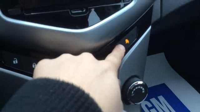 2014 Chevrolet Cruze LS смотреть онлайн