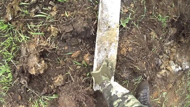 НАШЁЛ СЛИТОК И РАЗБОГАТЕЛ. Раскопки металлолома на свалке. смотреть онлайн