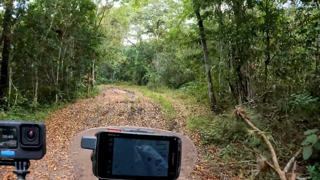 The long lost Mayan temples of Nakum - Motorcycling deep into Guatemalan Jungle. |S6-E72| смотреть онлайн