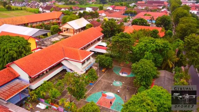 My First School in banyuwangi- East Java-Indonesia | SDK Santa Maria Banyuwangi смотреть онлайн