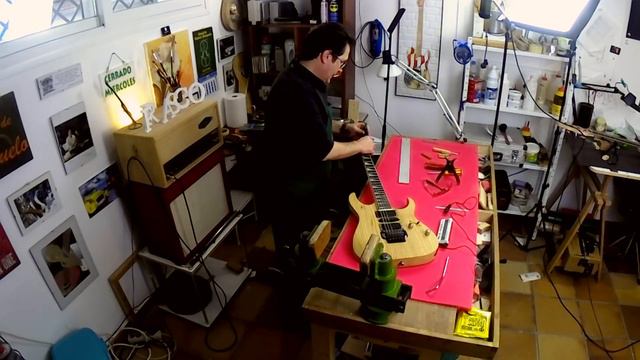 Mis PELEAS con esta IBANEZ. Ajuste PERFECTO de puente FLOYD Rose ZeroPoint. смотреть онлайн