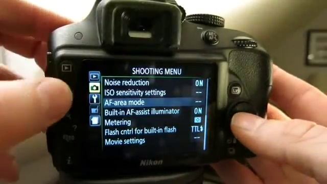 How to change the auto focus area mode on Nikon D3300 смотреть онлайн